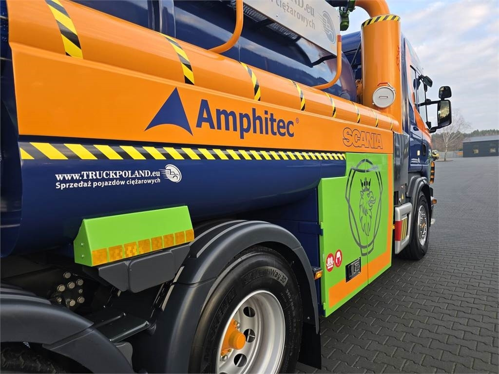 Scania Amphitec VORTEX G2 ATEX suction and blowing vacuum - Véhicule de voirie/ Spécial: photos 3 Scania Amphitec VORTEX G2 ATEX suction and blowing vacuum - Véhicule de voirie/ Spécial: photos 3