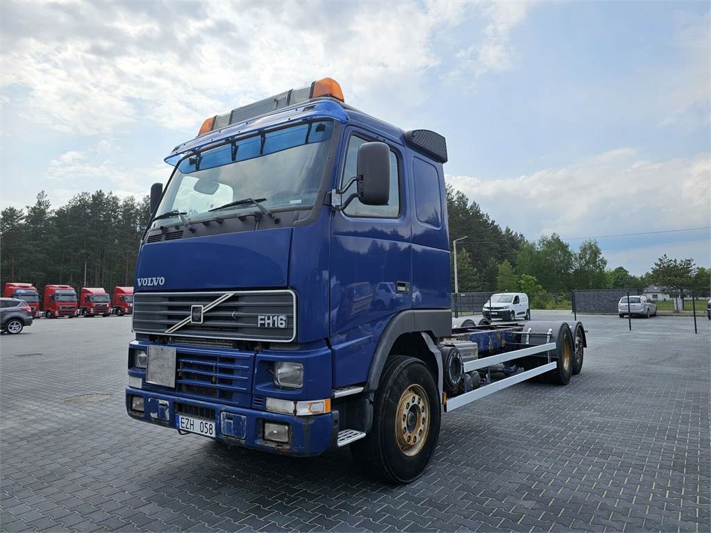 Volvo FH 16 470 KM 6x2 low mileage 229700 km !!!! - Camion porte-conteneur/ Caisse mobile: photos 2 Volvo FH 16 470 KM 6x2 low mileage 229700 km !!!! - Camion porte-conteneur/ Caisse mobile: photos 2