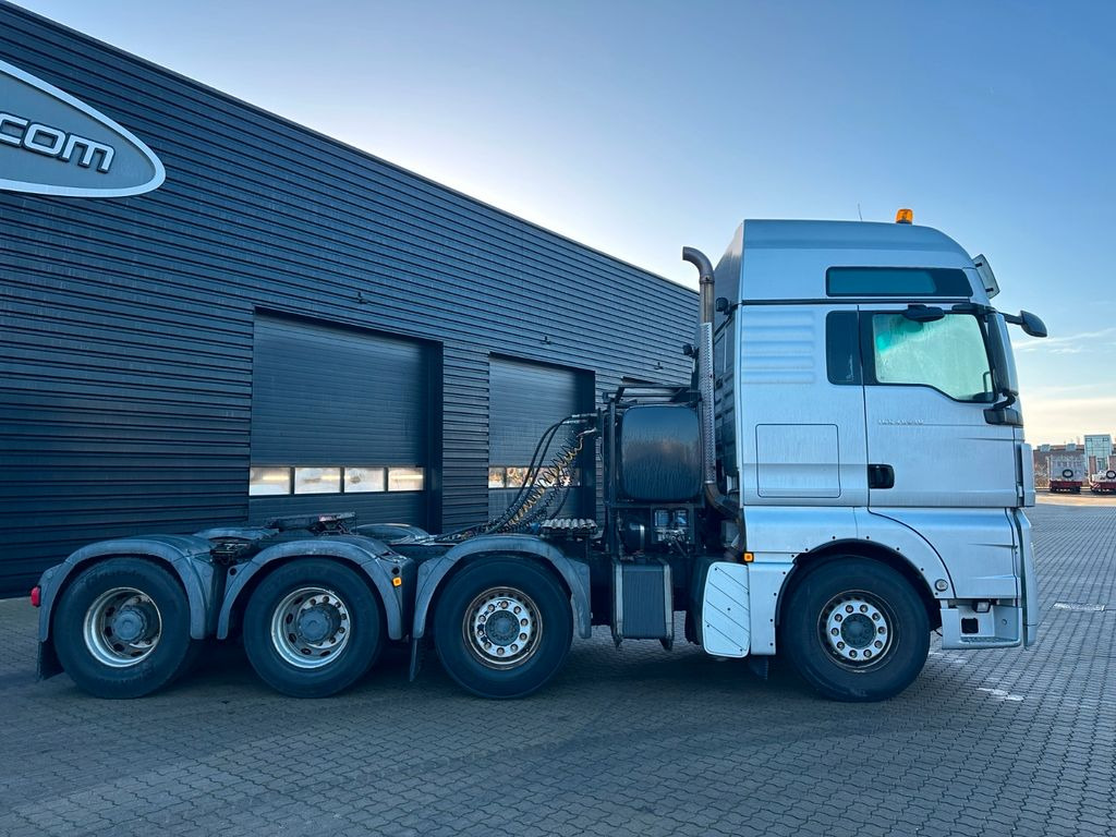 MAN TGX 41.540 8x4 - Tracteur routier: photos 2 MAN TGX 41.540 8x4 - Tracteur routier: photos 2