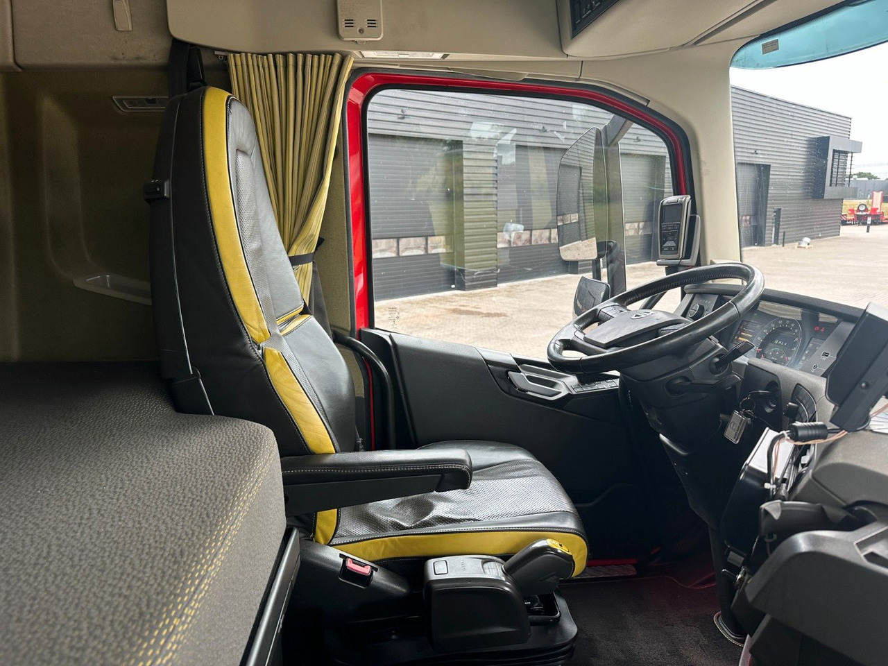 Tracteur routier Volvo FH 16 750 8x4 / 250 T / Hydraulik: photos 15