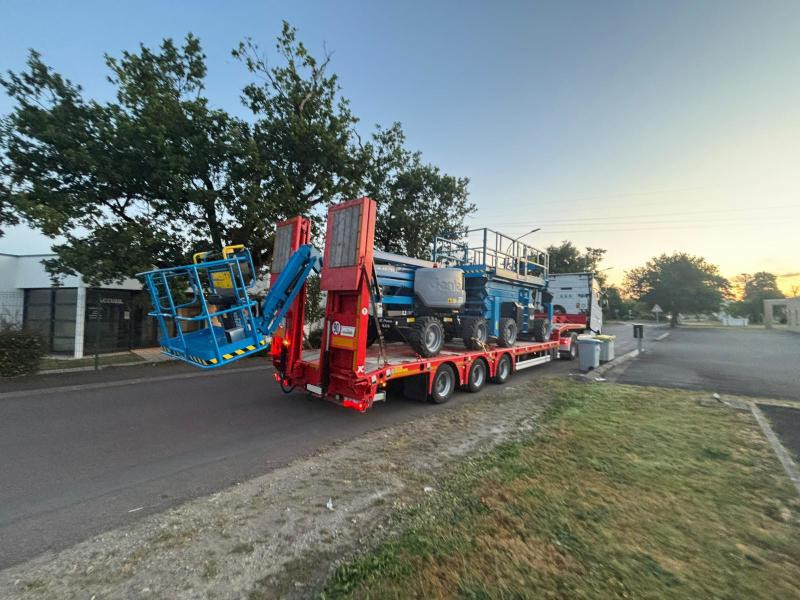 Kässbohrer LOWBED LB3E - Semi-remorque surbaissé: photos 1 Kässbohrer LOWBED LB3E - Semi-remorque surbaissé: photos 1