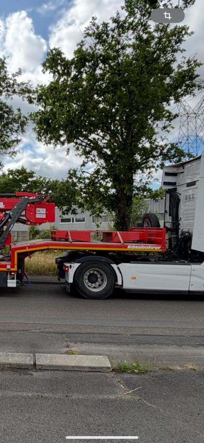 Kässbohrer LOWBED LB3E - Semi-remorque surbaissé: photos 2 Kässbohrer LOWBED LB3E - Semi-remorque surbaissé: photos 2