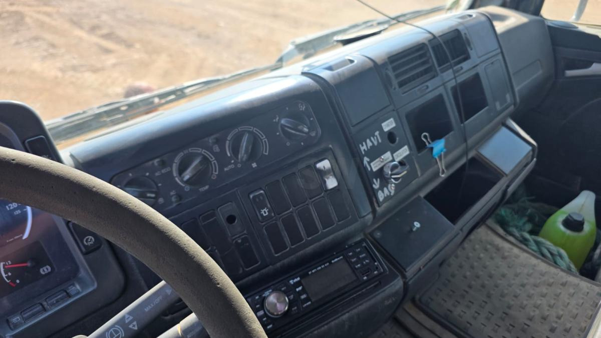 Camion benne MAN TGA 35.360: photos 12