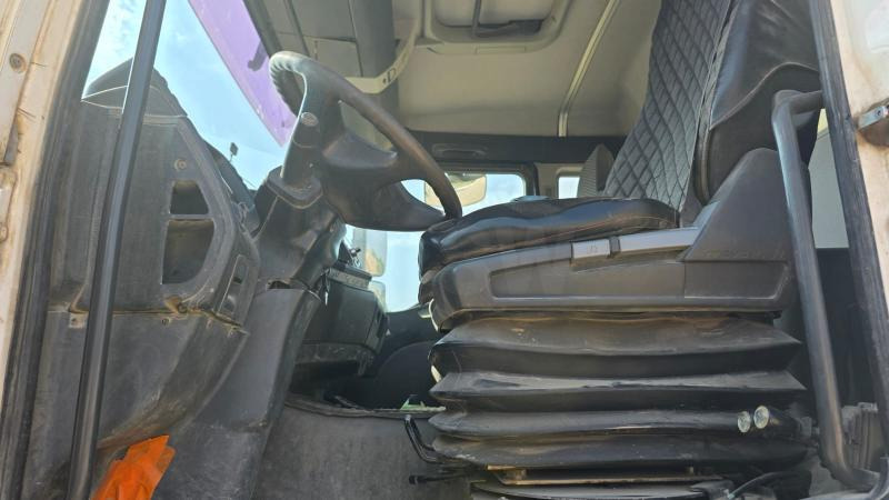 Camion benne MAN TGA 35.360: photos 11