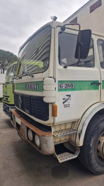 Renault Gamme G 260 - Camion fourgon: photos 2 Renault Gamme G 260 - Camion fourgon: photos 2
