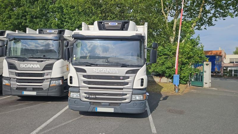Scania P 320 - Camion frigorifique: photos 2 Scania P 320 - Camion frigorifique: photos 2