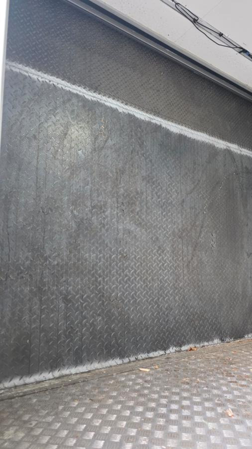 Camion frigorifique Scania P 320: photos 17