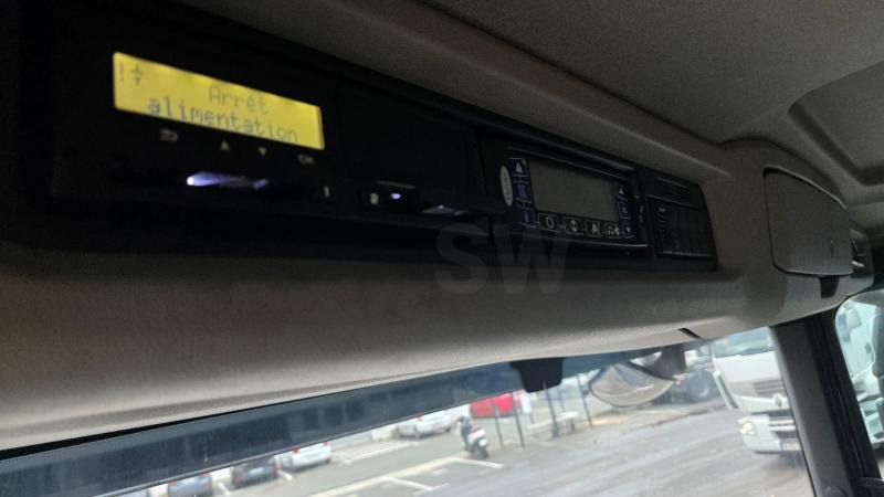 Camion frigorifique Scania P 320: photos 15