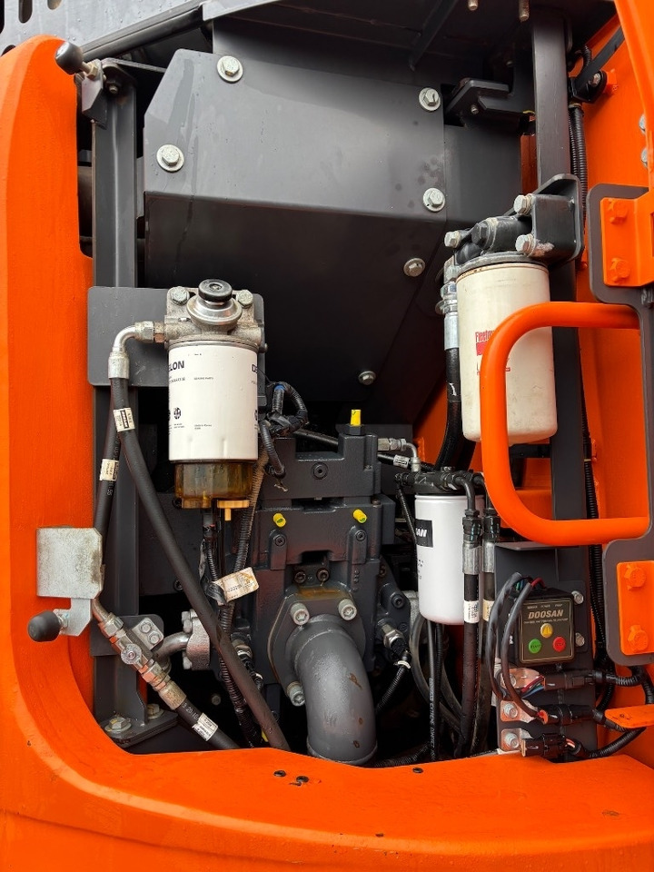 Pelle sur chenille Doosan DX 235 LCR-5 - DX 235 - DX 225: photos 30 Pelle sur chenille Doosan DX 235 LCR-5 - DX 235 - DX 225: photos 30