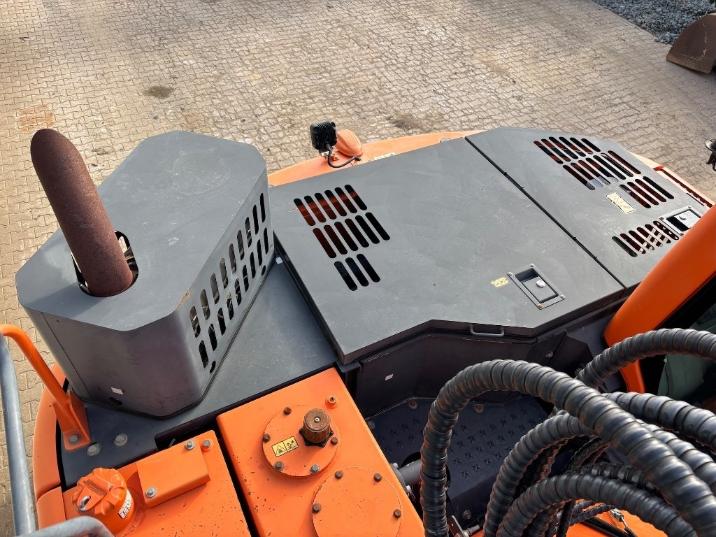 Pelle sur chenille Doosan DX 235 LCR-5 - DX235 - DX235LCR - 235: photos 22 Pelle sur chenille Doosan DX 235 LCR-5 - DX235 - DX235LCR - 235: photos 22