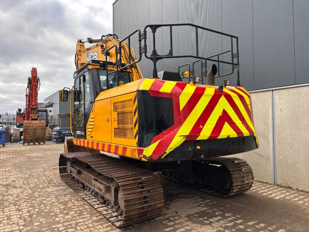 JCB 220 XL 4F -- 220X lc -- 220 X LC - Pelle sur chenille: photos 4 JCB 220 XL 4F -- 220X lc -- 220 X LC - Pelle sur chenille: photos 4