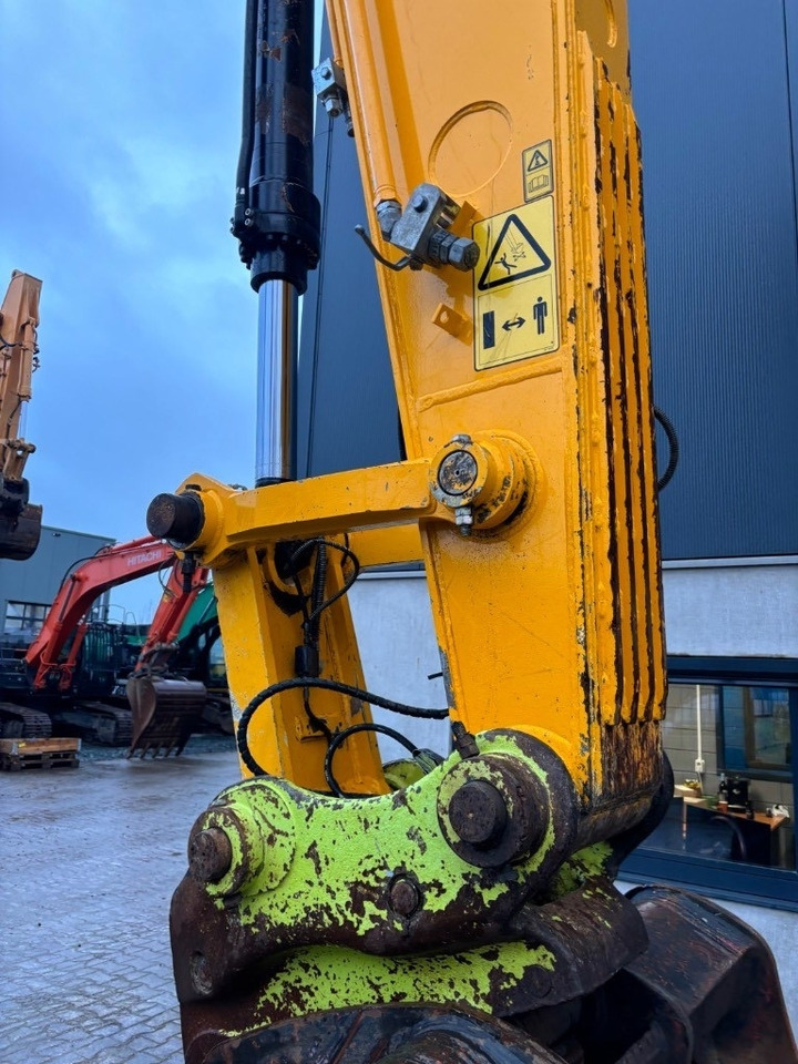 Pelle sur chenille JCB JS370LC -- JS 370 LC -- Full options: photos 36