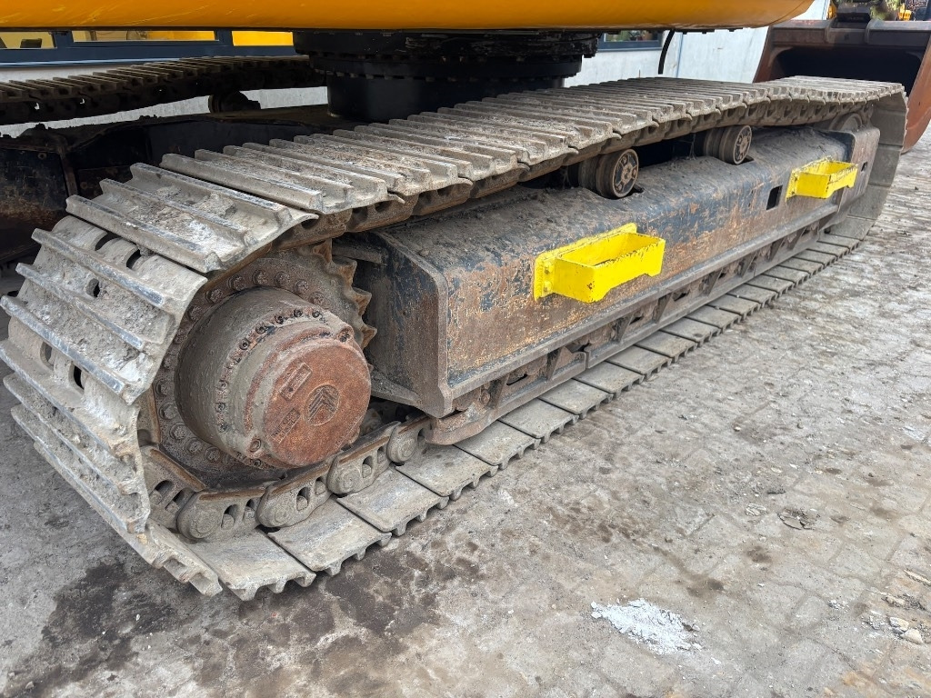 Pelle sur chenille JCB JS370LC -- JS 370 LC -- Full options: photos 16