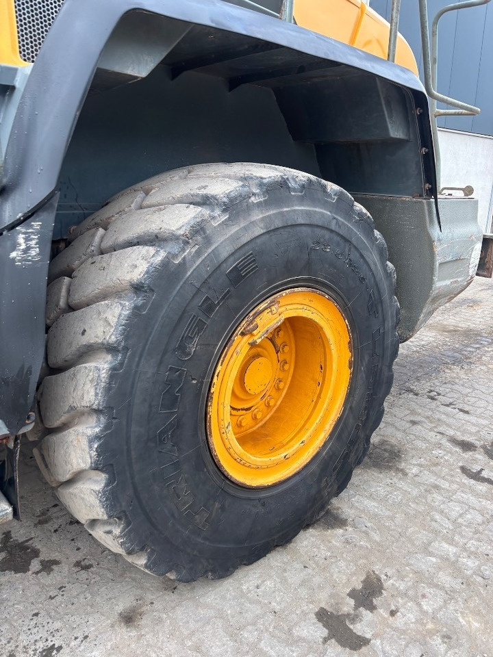 Chargeuse sur pneus Liebherr L 550: photos 27