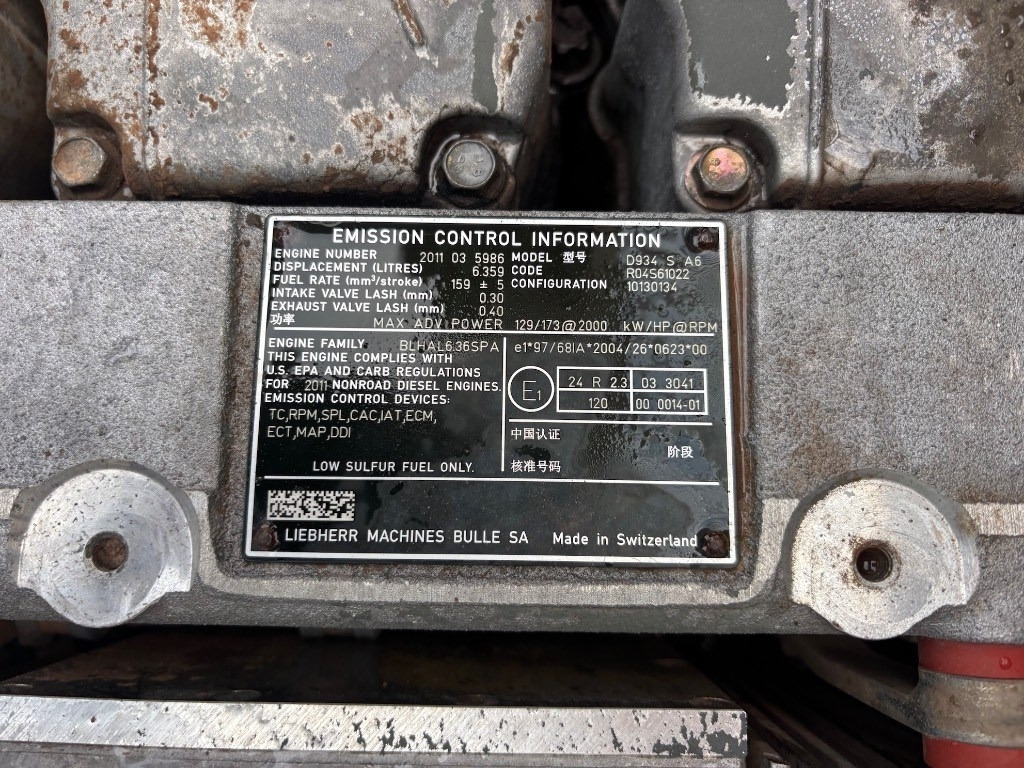 Chargeuse sur pneus Liebherr L 550: photos 19