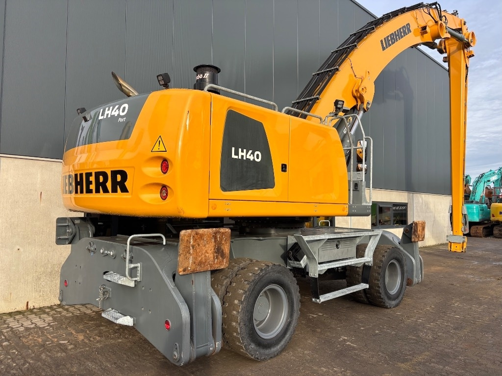 Liebherr LH 40 - LH 40 Port - LH 50 - Pelle de manutention: photos 5 Liebherr LH 40 - LH 40 Port - LH 50 - Pelle de manutention: photos 5