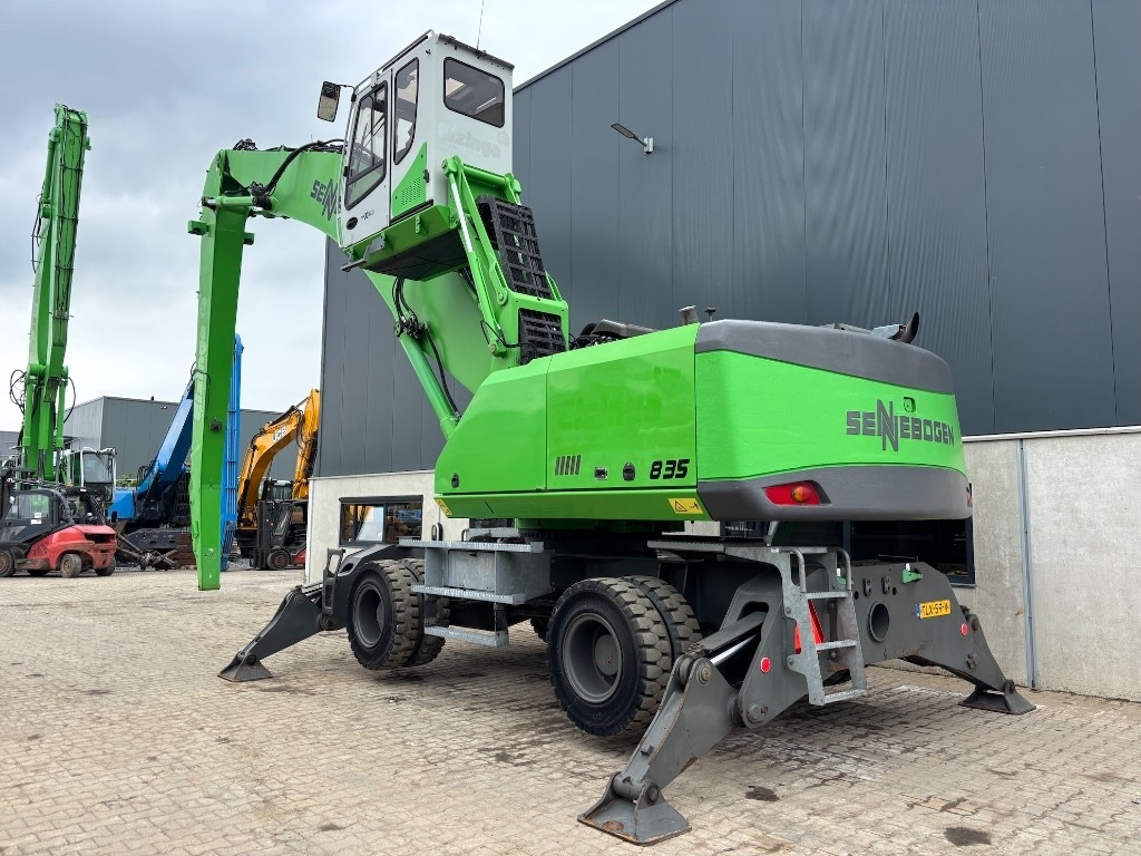 Sennebogen 835 M - 835E - Pelle de manutention: photos 3 Sennebogen 835 M - 835E - Pelle de manutention: photos 3