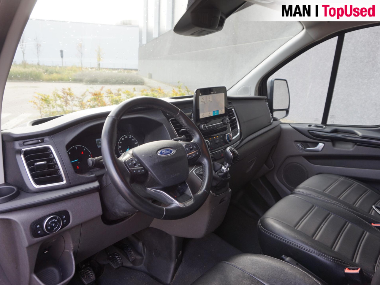 FORD Transit Custom 320 L2H1 Sport - Fourgon utilitaire: photos 3 FORD Transit Custom 320 L2H1 Sport - Fourgon utilitaire: photos 3