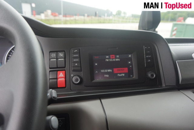 MAN TGL 8.190 4X2 BL / Koffer LBW - Camion fourgon: photos 2 MAN TGL 8.190 4X2 BL / Koffer LBW - Camion fourgon: photos 2