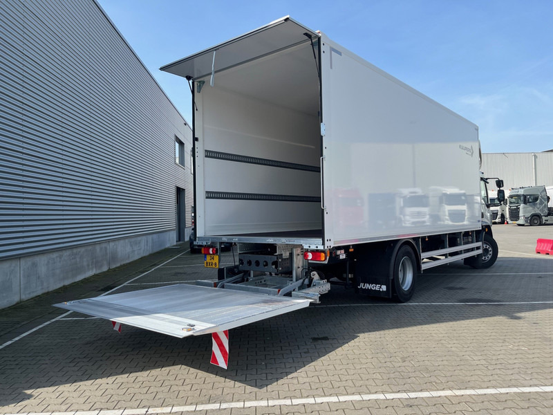 DAF LF 230 FA 18 Ton Box met Laadklep / Te huur - Bel 013-7200971 voor de mogelijkheden ! - Camion fourgon: photos 2 DAF LF 230 FA 18 Ton Box met Laadklep / Te huur - Bel 013-7200971 voor de mogelijkheden ! - Camion fourgon: photos 2
