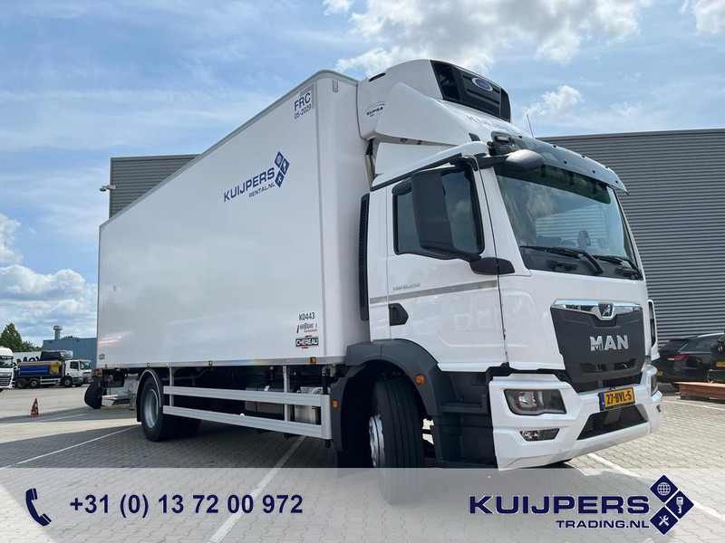 MAN TGM 18.250 / Carrier Koeler -30 gr / Chereau Frigobox / Laadklep / APK 06-26 - Camion frigorifique: photos 1 MAN TGM 18.250 / Carrier Koeler -30 gr / Chereau Frigobox / Laadklep / APK 06-26 - Camion frigorifique: photos 1
