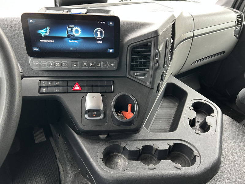 Mercedes-Benz Actros 2124 / Carrier Koeler -30 gr / Cheraeu / Laadklep / APK 11-26 - Camion frigorifique: photos 5 Mercedes-Benz Actros 2124 / Carrier Koeler -30 gr / Cheraeu / Laadklep / APK 11-26 - Camion frigorifique: photos 5