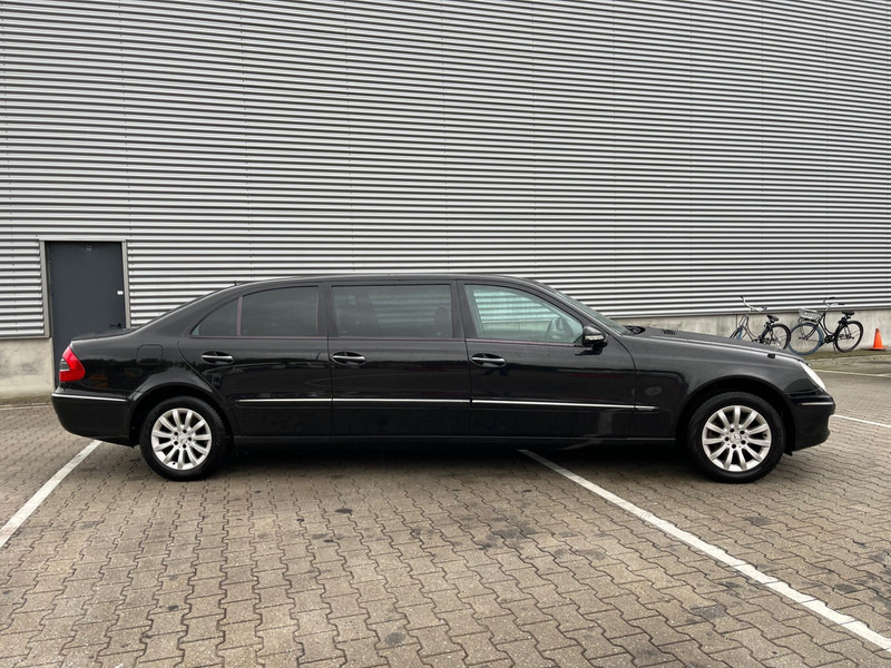 Mercedes-Benz E-Klasse / Limousine / 240 Avantgarde / 4-Matic / 8-pers / APK/TUV 09-2026 - Berline: photos 2 Mercedes-Benz E-Klasse / Limousine / 240 Avantgarde / 4-Matic / 8-pers / APK/TUV 09-2026 - Berline: photos 2