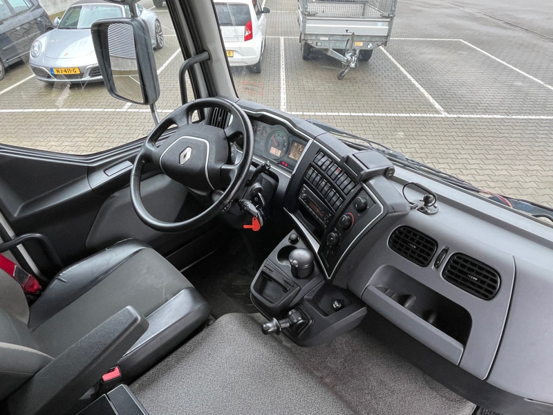 Renault D 210 Euro 6 / 12 Ton / 282 dkm / Schuifzeil / Laadklep / NL truck - Camion à rideaux coulissants: photos 3 Renault D 210 Euro 6 / 12 Ton / 282 dkm / Schuifzeil / Laadklep / NL truck - Camion à rideaux coulissants: photos 3