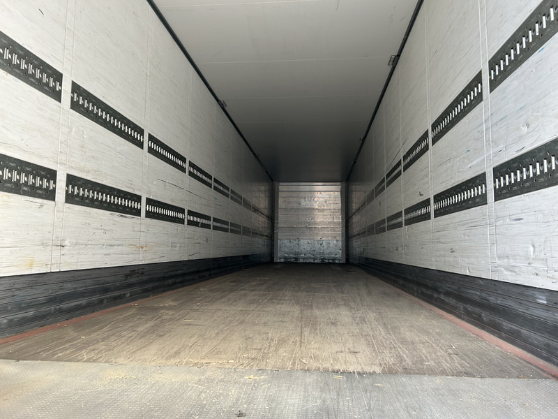 Schmitz Cargobull SCB S2 / Box Trailer / Disk Brakes / APK TUV 01-26 - Semi-remorque fourgon: photos 3 Schmitz Cargobull SCB S2 / Box Trailer / Disk Brakes / APK TUV 01-26 - Semi-remorque fourgon: photos 3