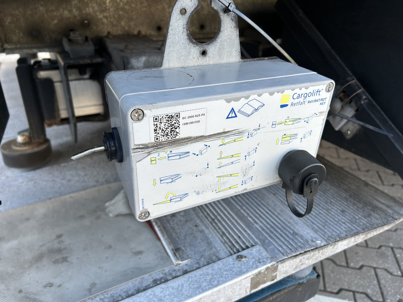 Semi-remorque fourgon Schmitz Cargobull SCB S3B / Box / Loadlift -> Not Working / APK TUV 06-26: photos 6 Semi-remorque fourgon Schmitz Cargobull SCB S3B / Box / Loadlift -> Not Working / APK TUV 06-26: photos 6