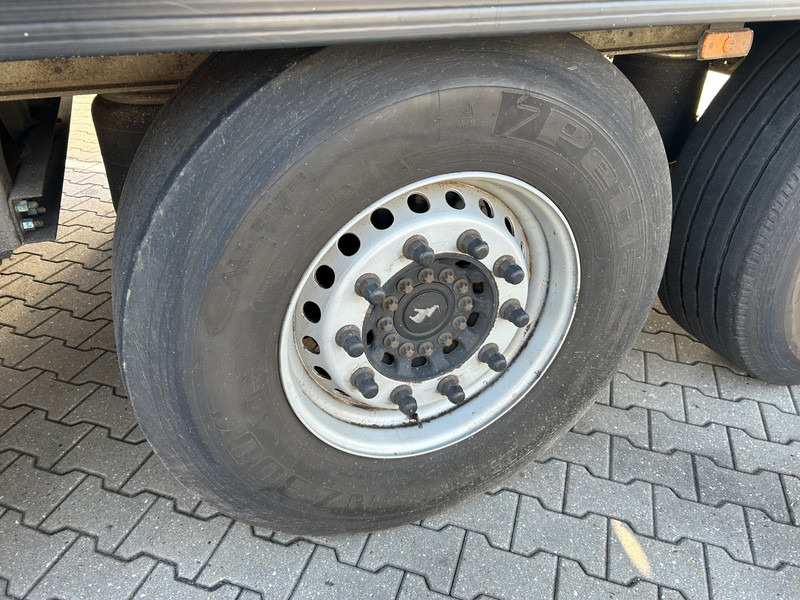 Semi-remorque fourgon Schmitz Cargobull SCB S3B / Box / Loadlift -> Not Working / APK TUV 06-26: photos 11 Semi-remorque fourgon Schmitz Cargobull SCB S3B / Box / Loadlift -> Not Working / APK TUV 06-26: photos 11