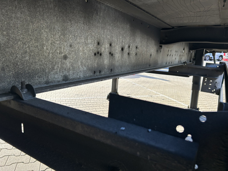 Semi-remorque fourgon Schmitz Cargobull SCB S3B / Box / Loadlift -> Not Working / APK TUV 06-26: photos 15 Semi-remorque fourgon Schmitz Cargobull SCB S3B / Box / Loadlift -> Not Working / APK TUV 06-26: photos 15