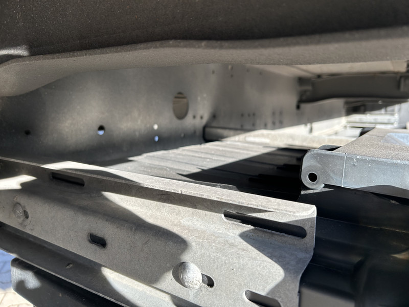 Semi-remorque fourgon Schmitz Cargobull SCB S3B / Box / Loadlift -> Not Working / APK TUV 06-26: photos 16 Semi-remorque fourgon Schmitz Cargobull SCB S3B / Box / Loadlift -> Not Working / APK TUV 06-26: photos 16