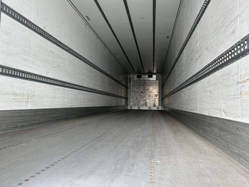 Schmitz Cargobull SCB S3B / Carrier Vector 1550 Frigo / Disk / APK TUV 04-26 - Semi-remorque frigorifique: photos 3 Schmitz Cargobull SCB S3B / Carrier Vector 1550 Frigo / Disk / APK TUV 04-26 - Semi-remorque frigorifique: photos 3
