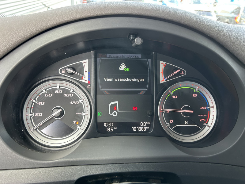 DAF CF 410 FT Space Cab / 707 dkm / New Tacho V2 / APK TUV 12-25 - Tracteur routier: photos 4 DAF CF 410 FT Space Cab / 707 dkm / New Tacho V2 / APK TUV 12-25 - Tracteur routier: photos 4