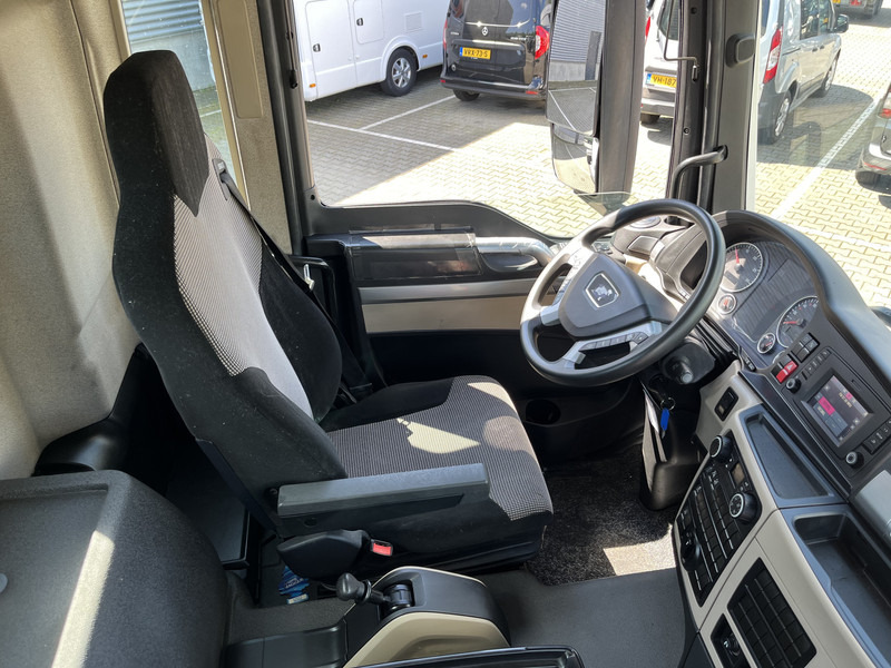 MAN TGS 18.360 Euro 6 / 195 dkm / Airco / NL Truck - Tracteur routier: photos 3 MAN TGS 18.360 Euro 6 / 195 dkm / Airco / NL Truck - Tracteur routier: photos 3