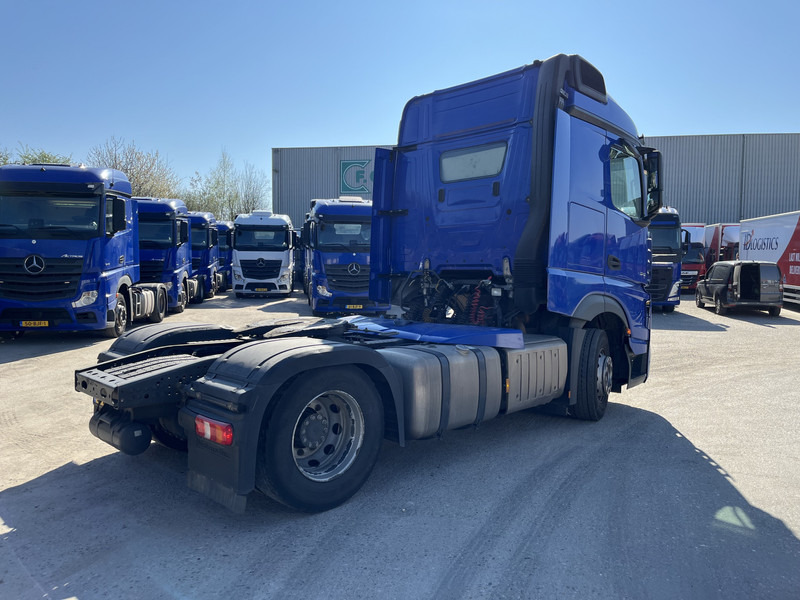 Mercedes-Benz Actros 1842 Streamspace / 937 dkm / 2 Tanks / NL Truck - Tracteur routier: photos 2 Mercedes-Benz Actros 1842 Streamspace / 937 dkm / 2 Tanks / NL Truck - Tracteur routier: photos 2