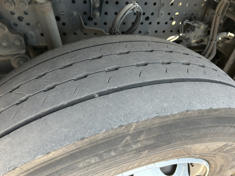 Tracteur routier Mercedes-Benz Actros 1842 Streamspace / 937 dkm / 2 Tanks / NL Truck: photos 12