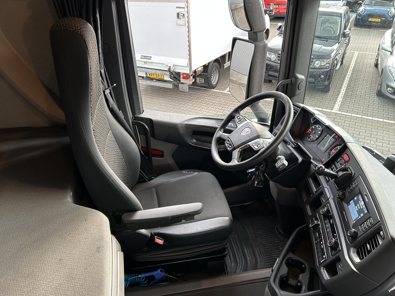 Scania R450 Highline / Retarder / 758 dkm / APK TUV 03-26 - Tracteur routier: photos 3 Scania R450 Highline / Retarder / 758 dkm / APK TUV 03-26 - Tracteur routier: photos 3