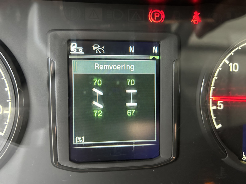 Scania R450 Highline / Retarder / 758 dkm / APK TUV 03-26 - Tracteur routier: photos 5 Scania R450 Highline / Retarder / 758 dkm / APK TUV 03-26 - Tracteur routier: photos 5