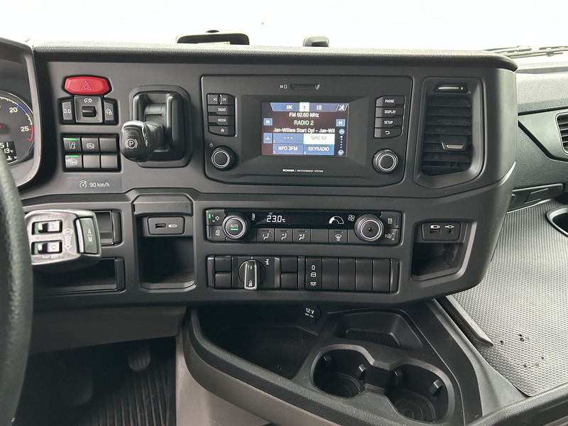 Scania R450 Highline / Retarder / 779 dkm / APK TUV 03-26 - Tracteur routier: photos 5 Scania R450 Highline / Retarder / 779 dkm / APK TUV 03-26 - Tracteur routier: photos 5