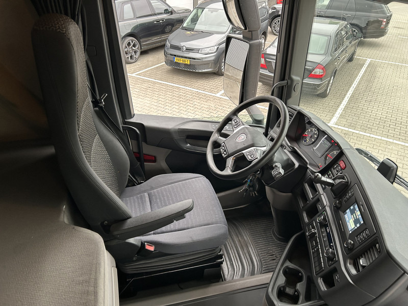 Scania R450 Highline / Retarder / 779 dkm / APK TUV 03-26 - Tracteur routier: photos 3 Scania R450 Highline / Retarder / 779 dkm / APK TUV 03-26 - Tracteur routier: photos 3