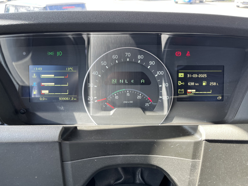 Volvo FH 420 Globetrotter / 939 dkm / 2 Tanks / VEB+ / APK TUV 07-25 - Tracteur routier: photos 4 Volvo FH 420 Globetrotter / 939 dkm / 2 Tanks / VEB+ / APK TUV 07-25 - Tracteur routier: photos 4