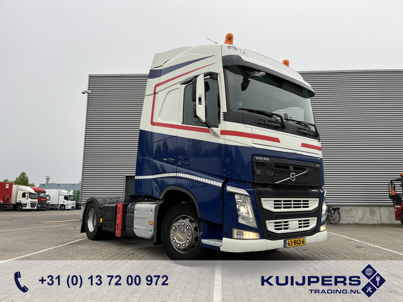 Volvo FH 420 Globetrotter / Dynamic Steering / New Tacho V2 / VEB+ / Stand Klima - Tracteur routier: photos 1 Volvo FH 420 Globetrotter / Dynamic Steering / New Tacho V2 / VEB+ / Stand Klima - Tracteur routier: photos 1