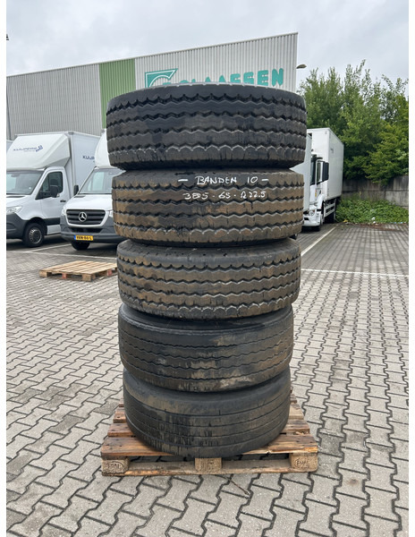 Trailer Band + Velg 385 / 65 / R22.5 / Diverse merken + Velg 10 gats / Banden 10 - Pneu: photos 3 Trailer Band + Velg 385 / 65 / R22.5 / Diverse merken + Velg 10 gats / Banden 10 - Pneu: photos 3