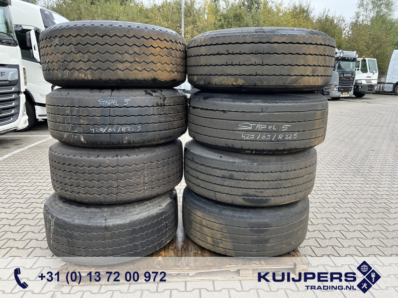 Pneu Trailer Band + Velg 425 / 65 / R22.5 / 4x Div Merken 50% / Velg 10 gat / Stapel 5: photos 1