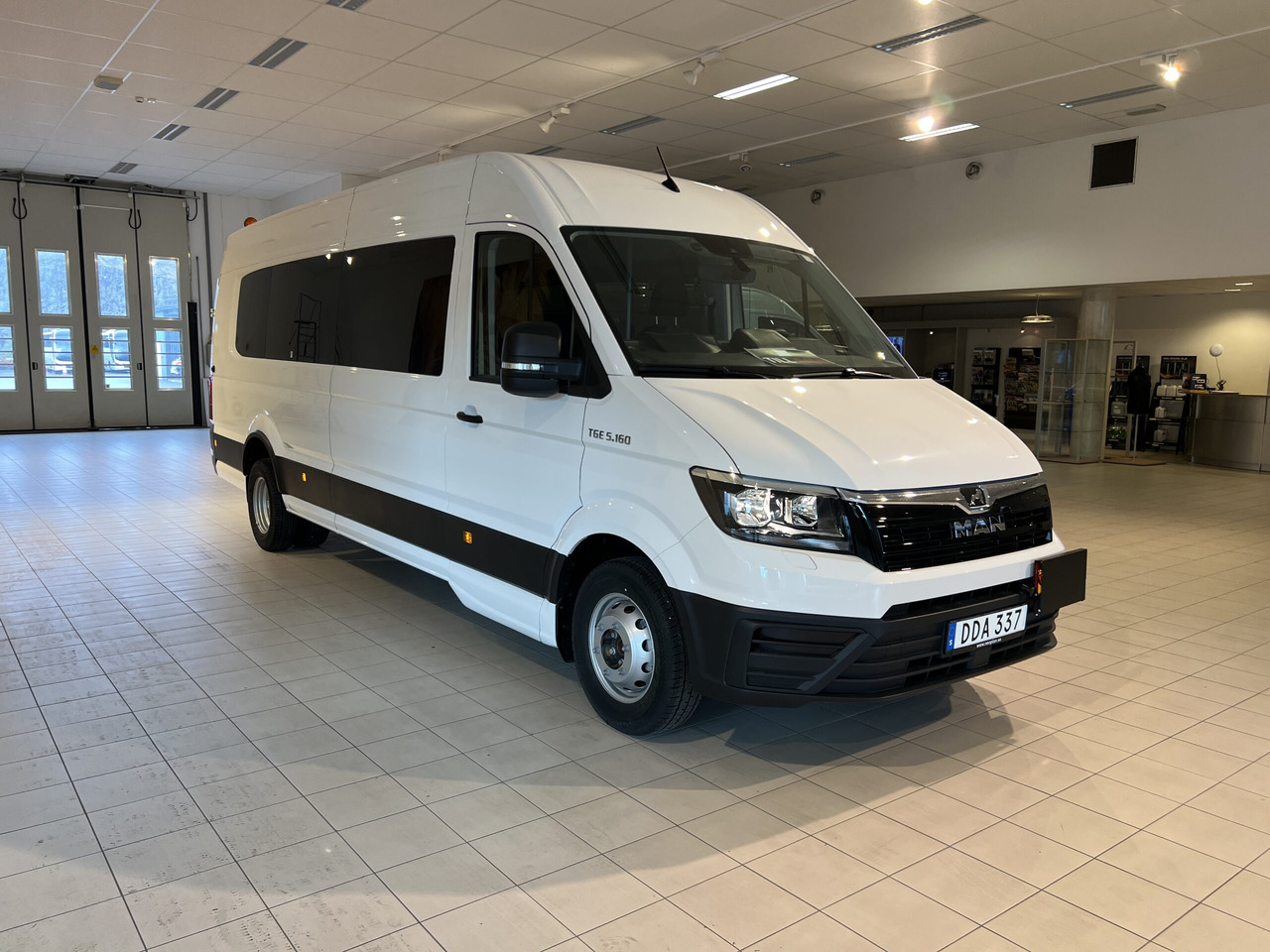 MAN TGE 5.160 Intercity - Minibus, Transport de personnes: photos 1 MAN TGE 5.160 Intercity - Minibus, Transport de personnes: photos 1