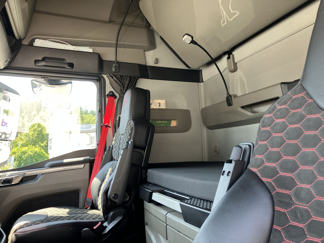 TGX 28.470 6X2 Individual - Tracteur routier: photos 5 TGX 28.470 6X2 Individual - Tracteur routier: photos 5