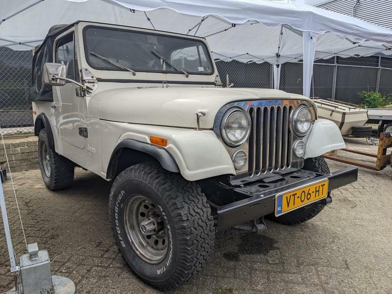 Jeep - Voiture: photos 3 Jeep - Voiture: photos 3
