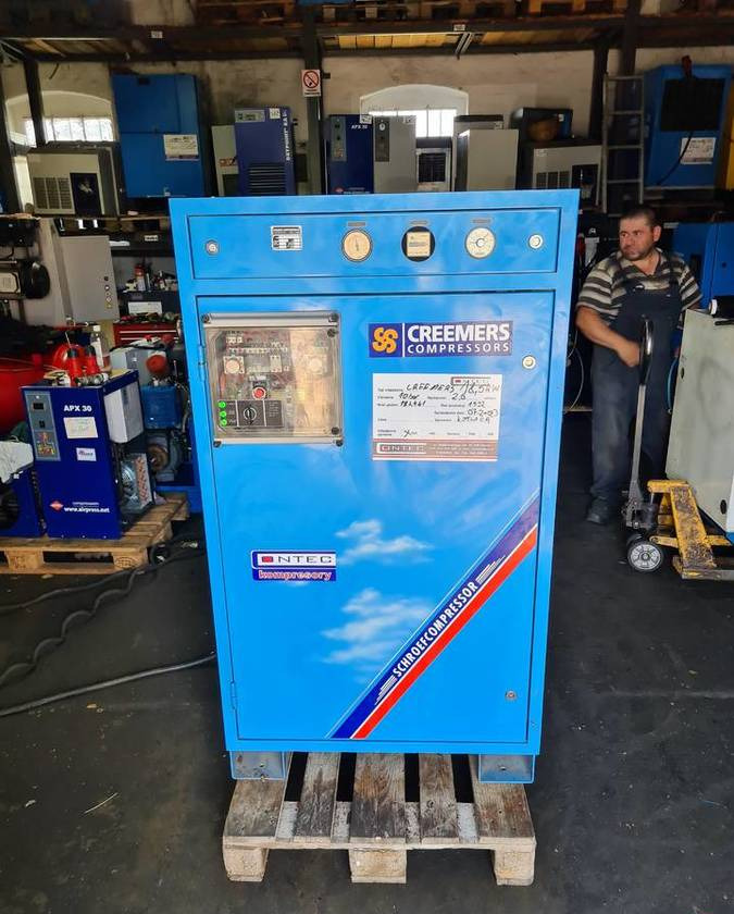 Kompresor śrubowy CREEMERS 18,5 kw - Compresseur d'air: photos 3 Kompresor śrubowy CREEMERS 18,5 kw - Compresseur d'air: photos 3